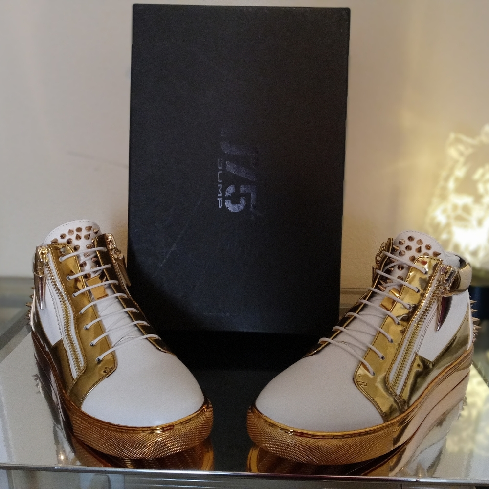 Designer Sneakers